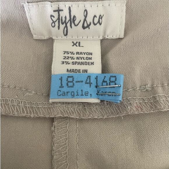 Style & Co Women Cropped Pants XL Beige Comfort Stretch Neutral Minimal Capris - Picture 2 of 6